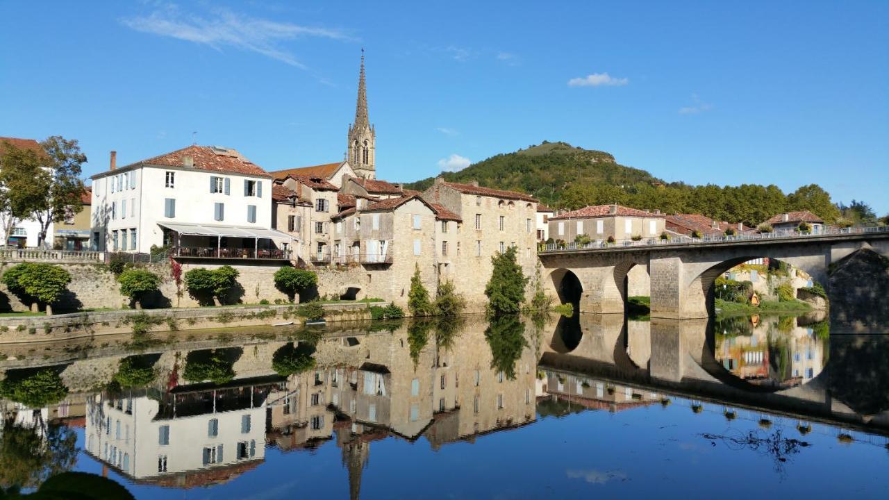 Auberge Lion D'Or Saint-Antonin Dış mekan fotoğraf